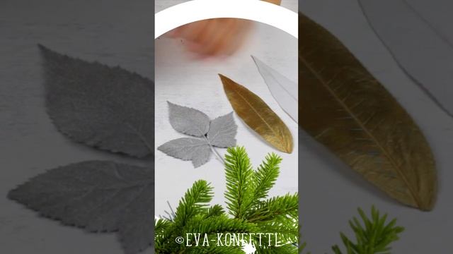 Ёлочные игрушки из сухих листьев (интересная идея эко-декора)