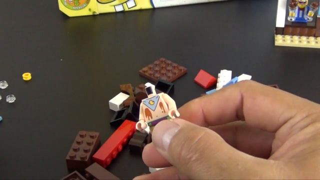 Let's Build - LEGO Spongebob Squarepants Glove World Set #3816