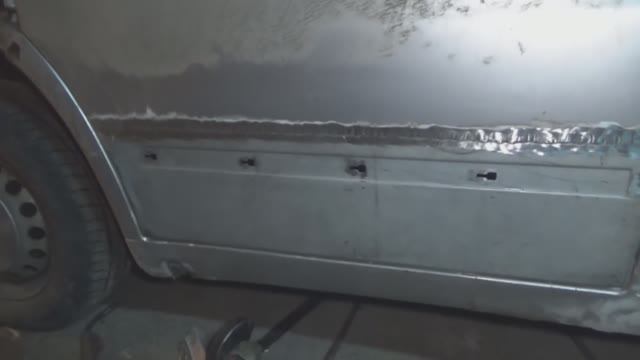 Восстановление сгнившей двери Mercedes Vito