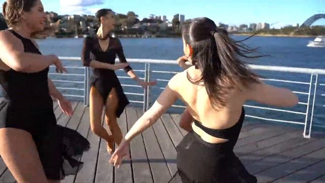 TROPICAL SOUL SALSA LADIES - La Lucha (Mamborama) #upskirt#латино#танец