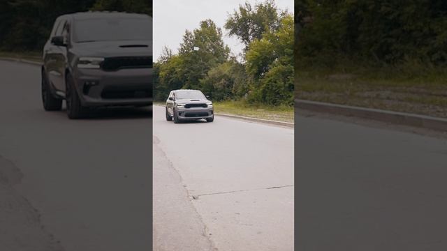 Рычащая булочка!) Dodge Durango SRT
