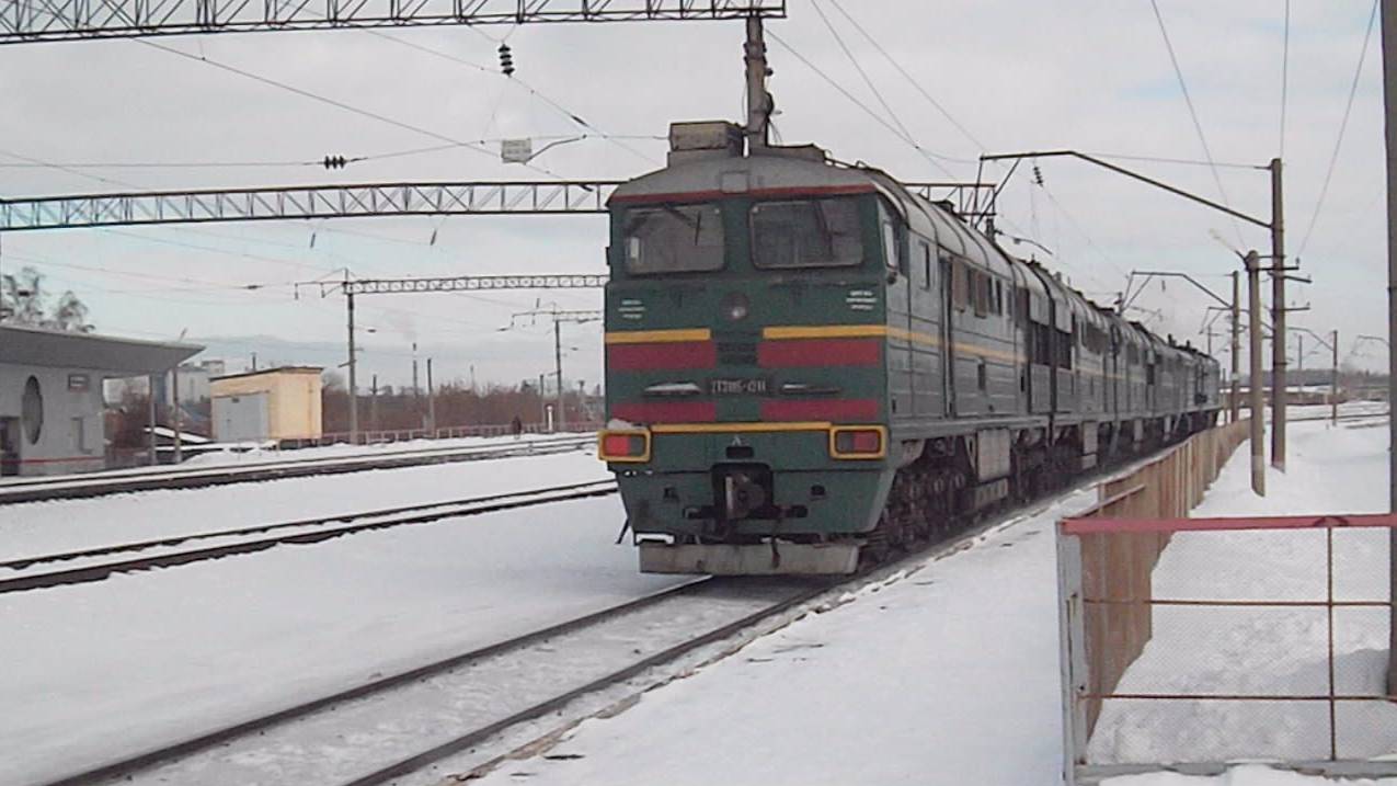 Сплотка тепловозов 2ТЭ10М-2738, 2ТЭ116-1507, 2ТЭ116-1311