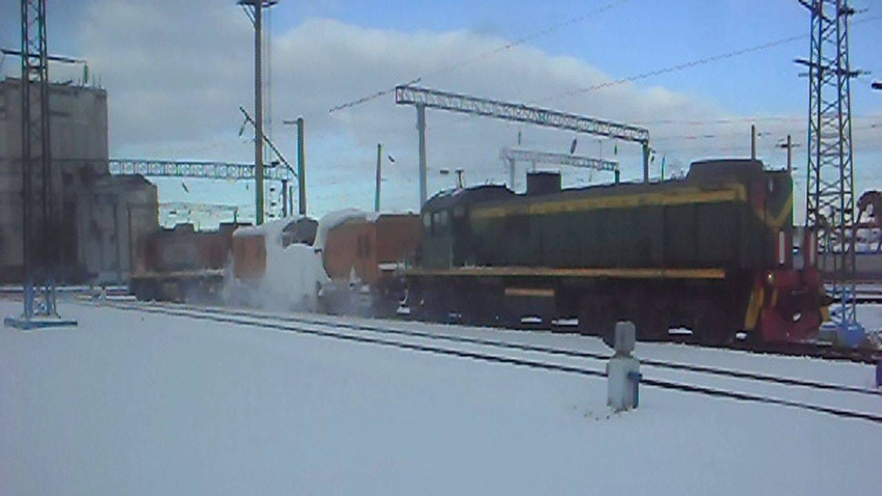 Тепловозы ТЭМ2-1907 и ТЭМ2-6158 с ПОМ1М-024 Ветерок.