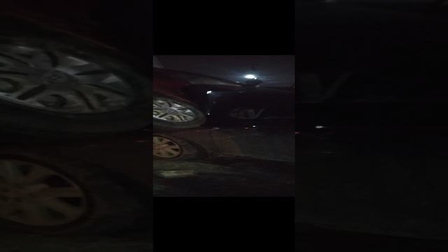 Останавливайтесь около поворота
