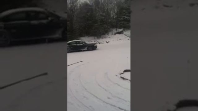 C5 RS6 playing in snow