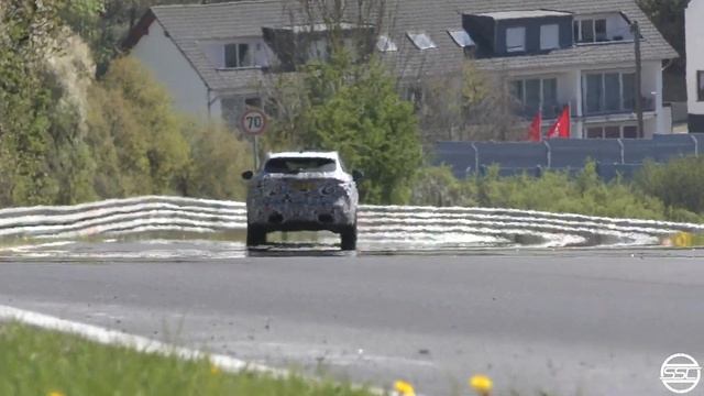 Испытания Jaguar F Pace SVR 2021 года на Нюрбургринге! Рев двигателя V8!