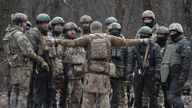 Стало известно об отходе ВСУ на вторую и третью линии обороны в ЛНР