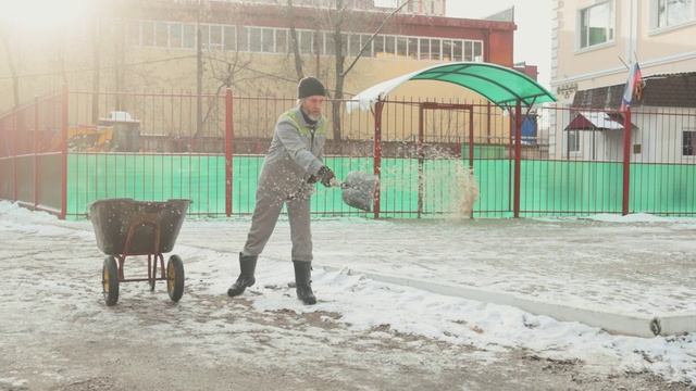 Штат муниципальной службы благоустройства и содержания территорий к зиме полностью укомплектован