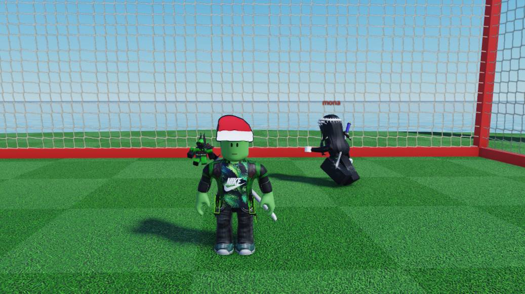 Играю в футбольный блейд бол