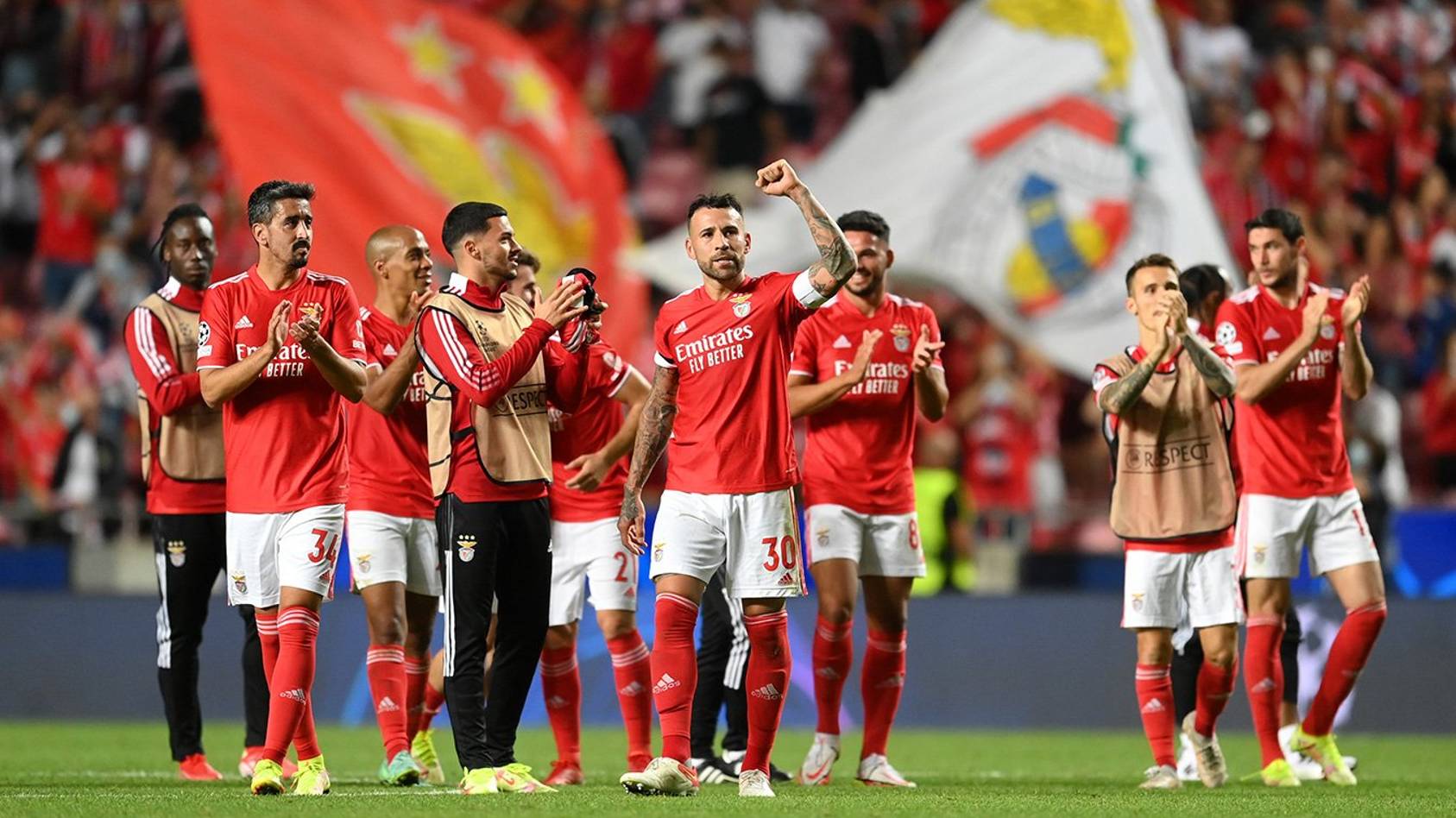 Футбол  Карьера  ﹤ S.L. Benfica ﹥  Лига Чемпионов  VS  Inter Milan