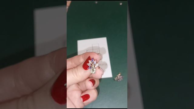 Серьги серебряные с фианитами 925