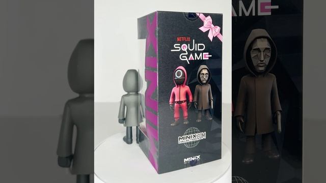 Коллекционная фигурка Minix "Игра в кальмара" Фронтмен