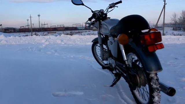 Зимние покатушки на мопеде Yamaha YB 1