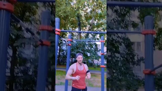 для сильных прессом людей, упражнение для мышц кора #calisthenics #fitness #sport