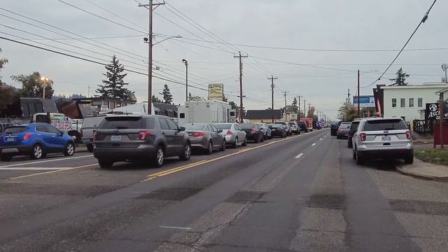 Manhunt brings dozens of SERT officers to SE 82nd Avenue of Roses | East Portland News
