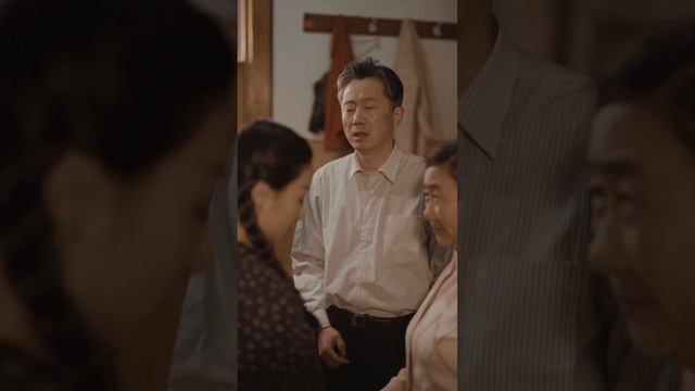 完蛋，我被美女包圍了~ 小夥意外穿越回過去，髮現週圍竟全是美女，以前最愛的老婆也複活了！丨《穿越1988做有钱人》完整版 #短劇 #複仇 #逆襲 #穿越 #穿越劇