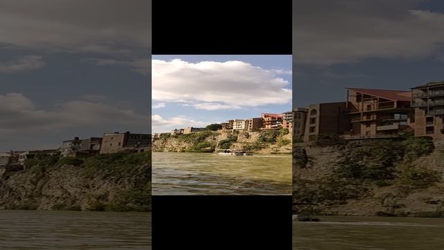 Прекрасная речная прогулка по реке Куре. Тбилиси осень 2024. 1