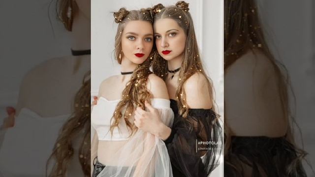 С подругой...
