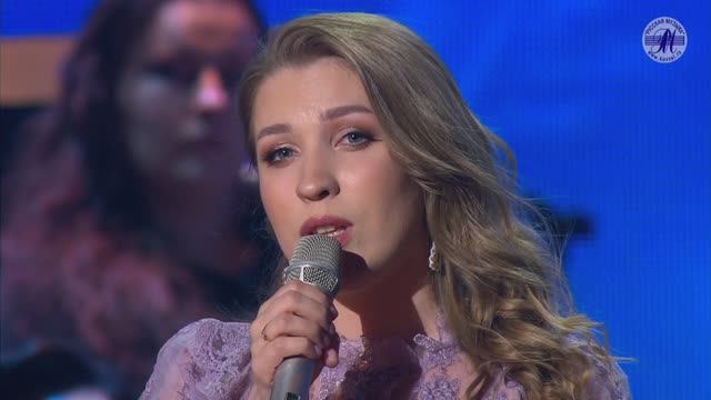 Мария ЧУХНОВА «А любовь-то лебедем» ("ВЕСНА РОМАНСА - 2022")