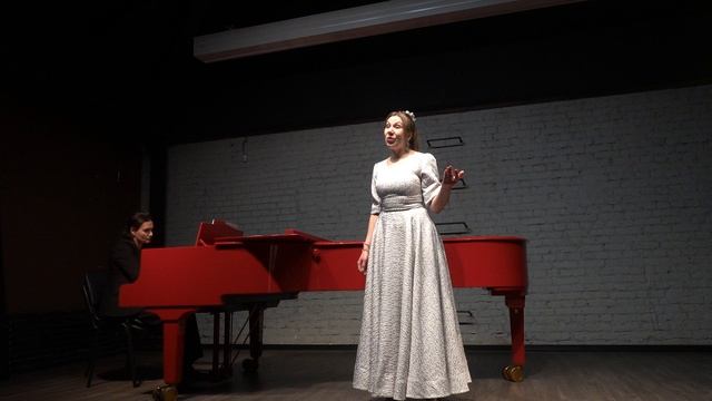 2024.11.29 Москва. Есенин центр. "Оперетта - маленькая опера". Вальс Моники. Поет Юлия Загоскина