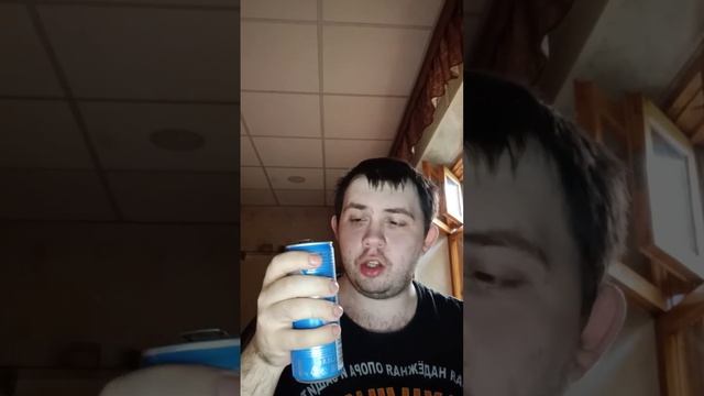 Обзор на Энергетик Red Bull The Summer Edition (Ред Бул летнее Издание со вкусом Ирги).