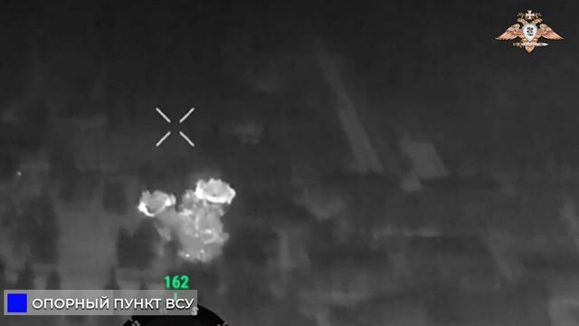 🇷🇺💥Артиллеристы громят склады и опорные пункты ВСУ в Курахово
▶️Огнем гаубицы Д-74...🔽🔽🔽