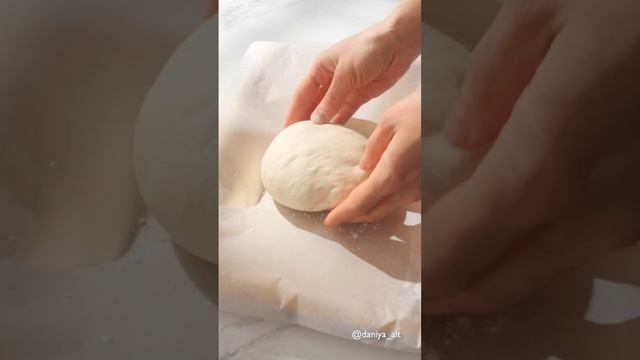 Пицца в американском стиле на толстом тесте 😋