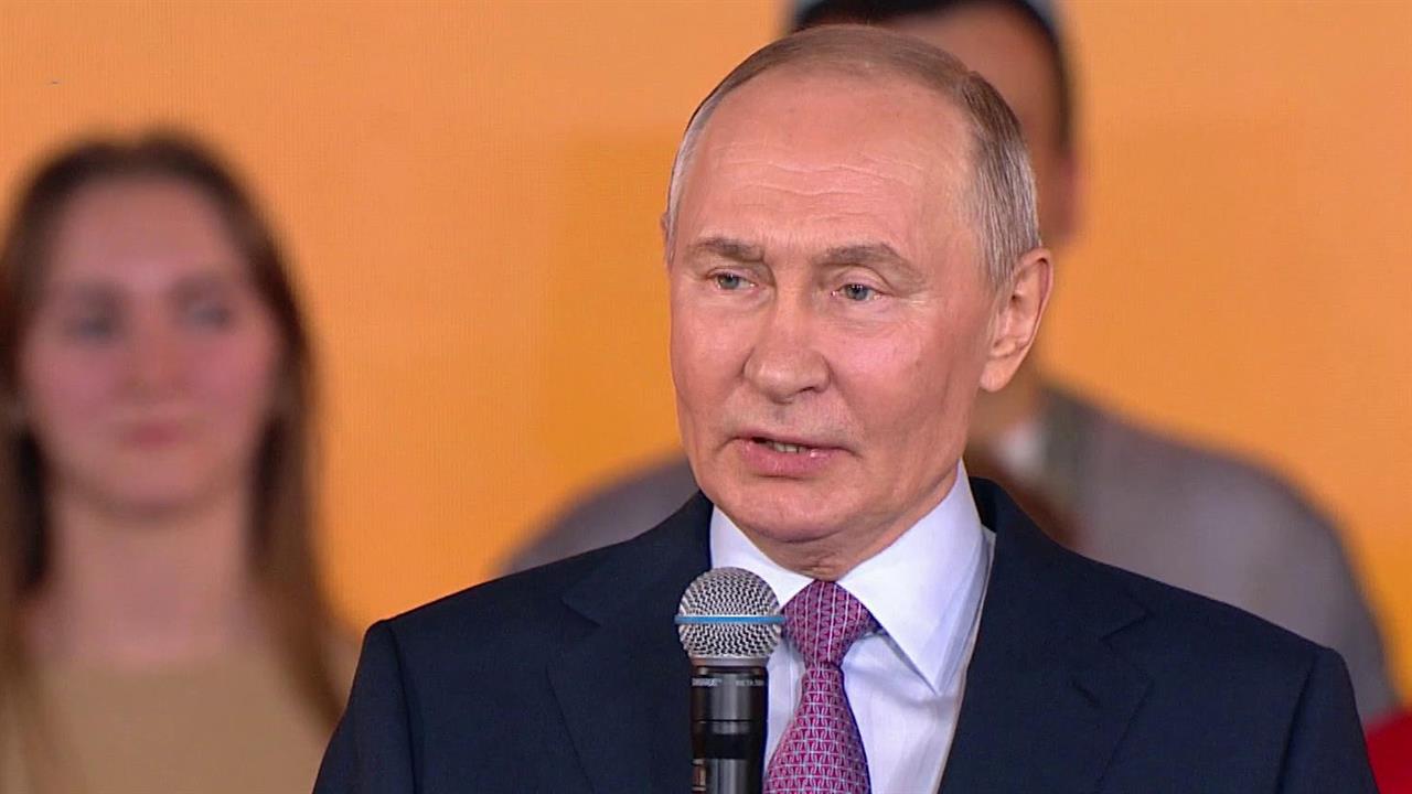"Волонтером года" стала Мария Карпенко за эвакуацию мирных жителей из опасных районов Курской обл...