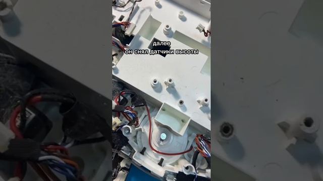 Робот-пылесос Xiaomi.