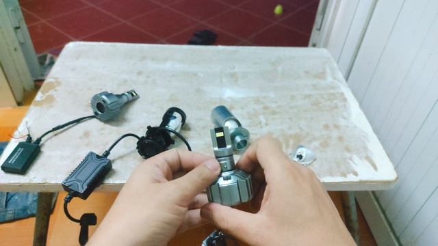 F40 update fix lỗi. so sánh ánh sáng với T2.