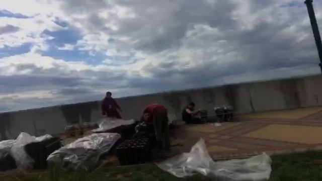 Набережная Сочи. Подготовка к запуску фейерверков вечером. (15.10.17)