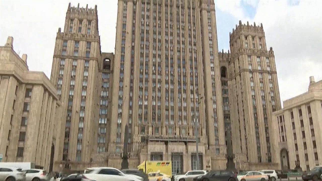 Россия закрывает с 10 января генконсульство Польши в Петербурге