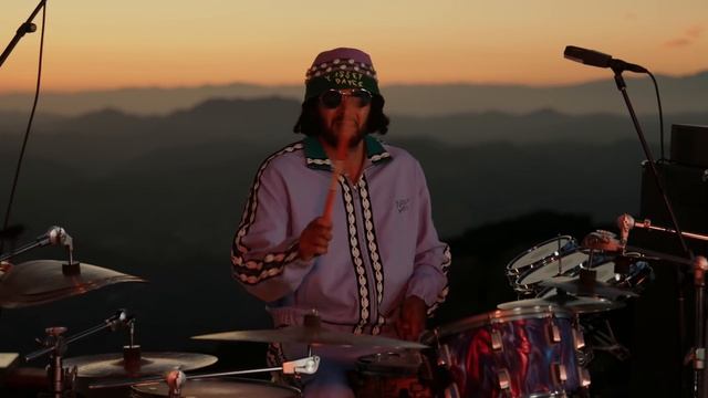 The Yussef Dayes Experience - Live From Malibu