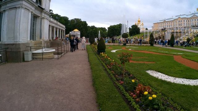 На просторах Петергофа. Нижний парк