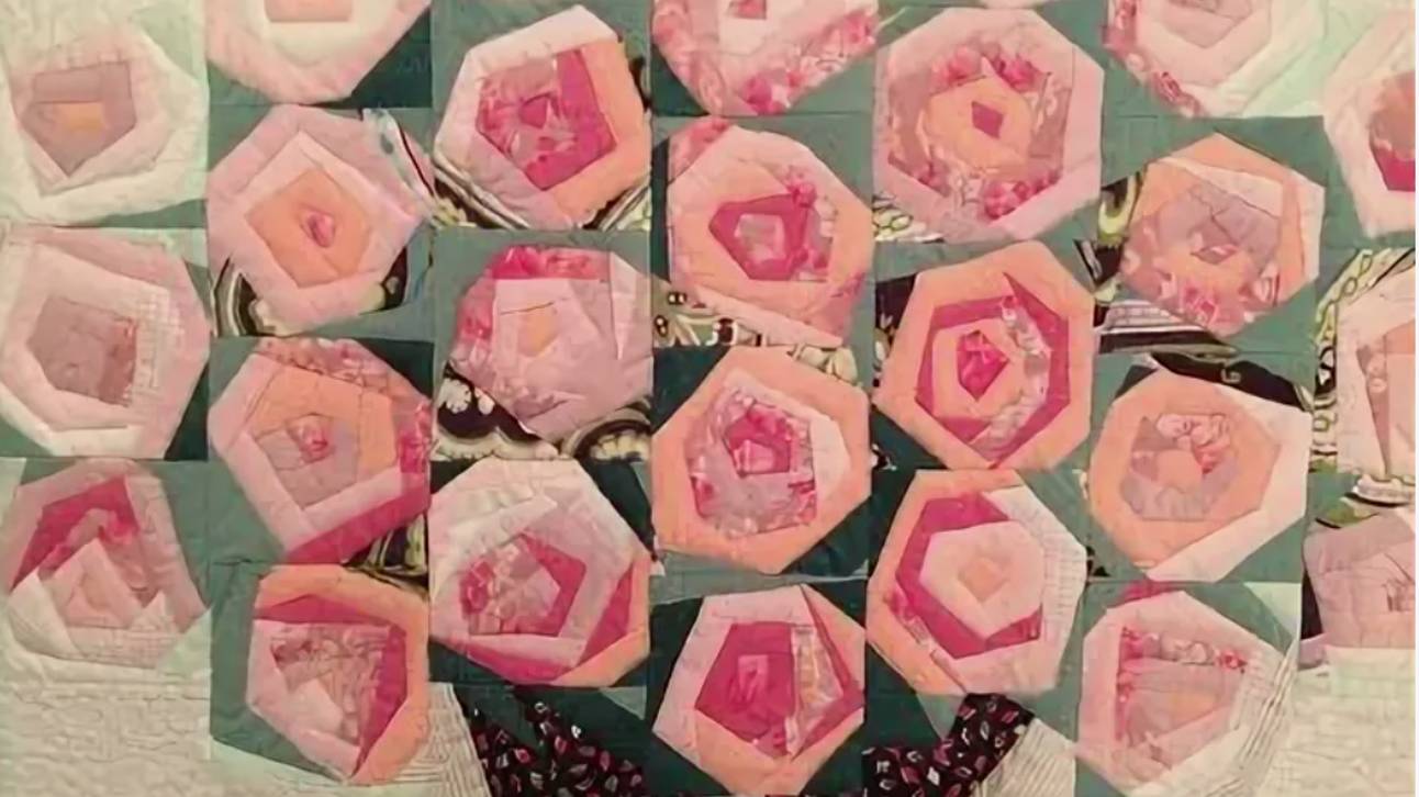 Магия лоскутного шитья: букеты и розы в стиле «крейзи