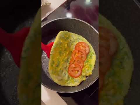 Попробуйте приготовить на завтрак, очень вкусно и просто!