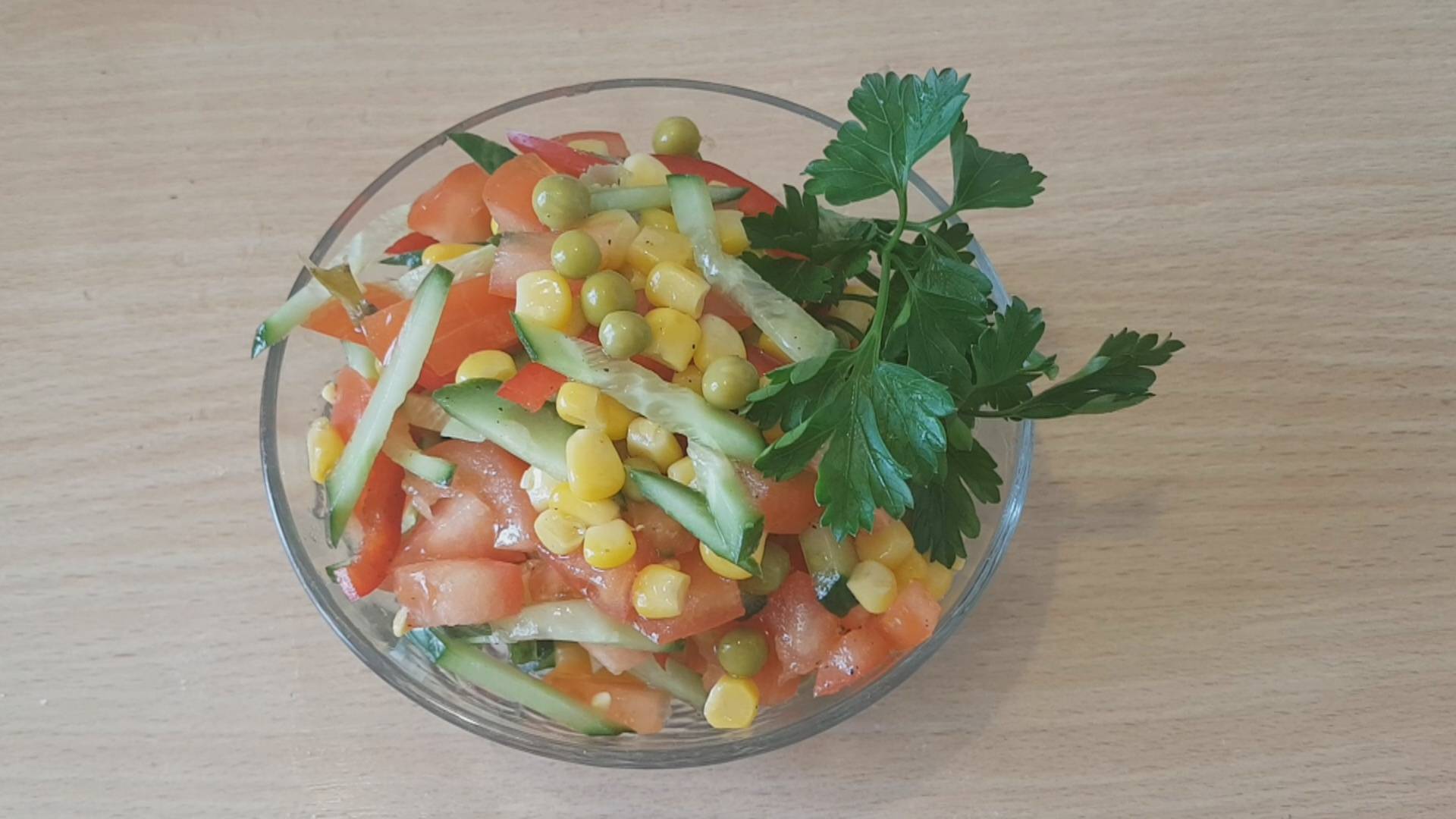 Вкусный и полезный диетический салат