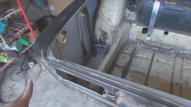 ВАЗ 2106 замена полика бензобака, полика под запаску, ремонт задней стойки