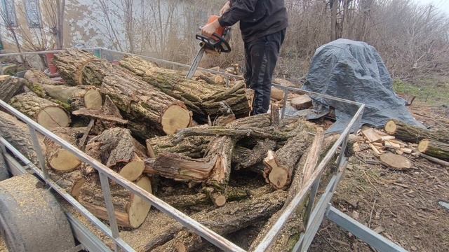 Распиловка дров stihl ms310.