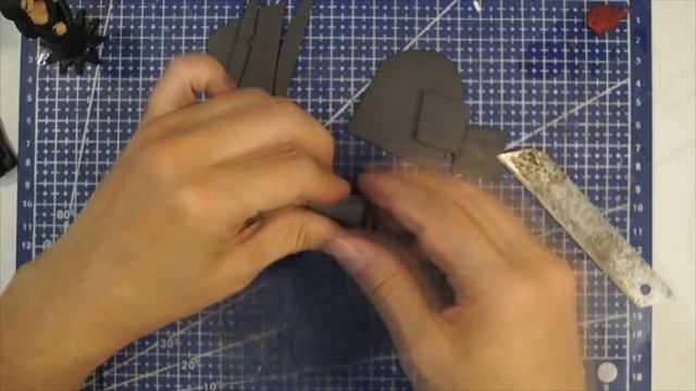 How to sculpt Gomez Addams