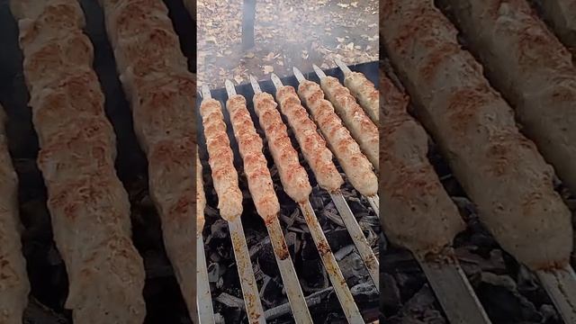 сочные люля-кебаб из курицы и свинины