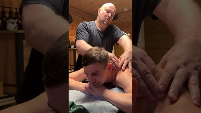 🧖♂Отдых для пап: как массаж спины может спасти Ваш день!