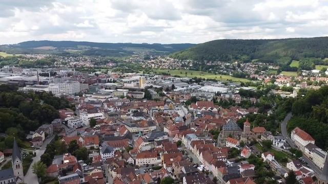 Dji  mavic mini полет над городом ( Kulmbach)  в Deutschland.