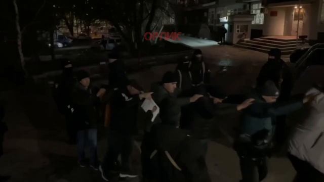 "Подъём! Просыпаемся! Документы готовим!"
