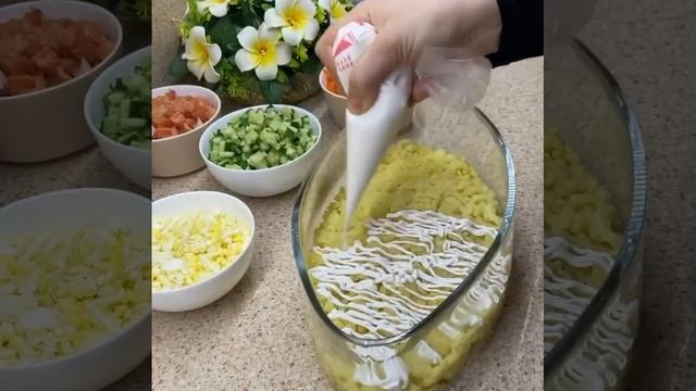 Салат с красной рыбой 😍
