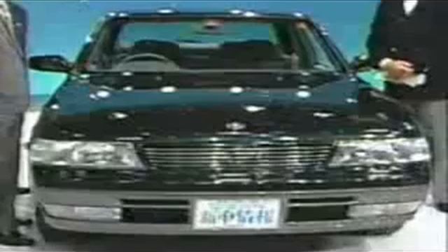 新車情報'93　日産　ローレル