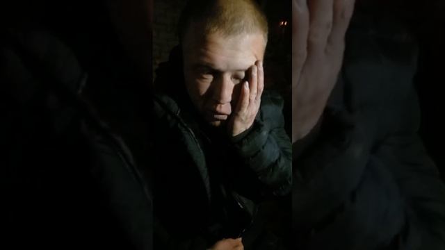 Приставал к маленьким девочкам