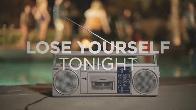 Selena Gomez & The Scene - Hit The Lights (Lyric Video)