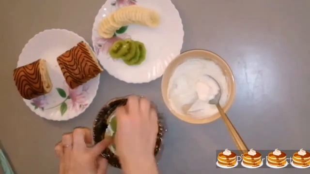 Десерт из рулета и творога. Быстро, вкусно, не дорого