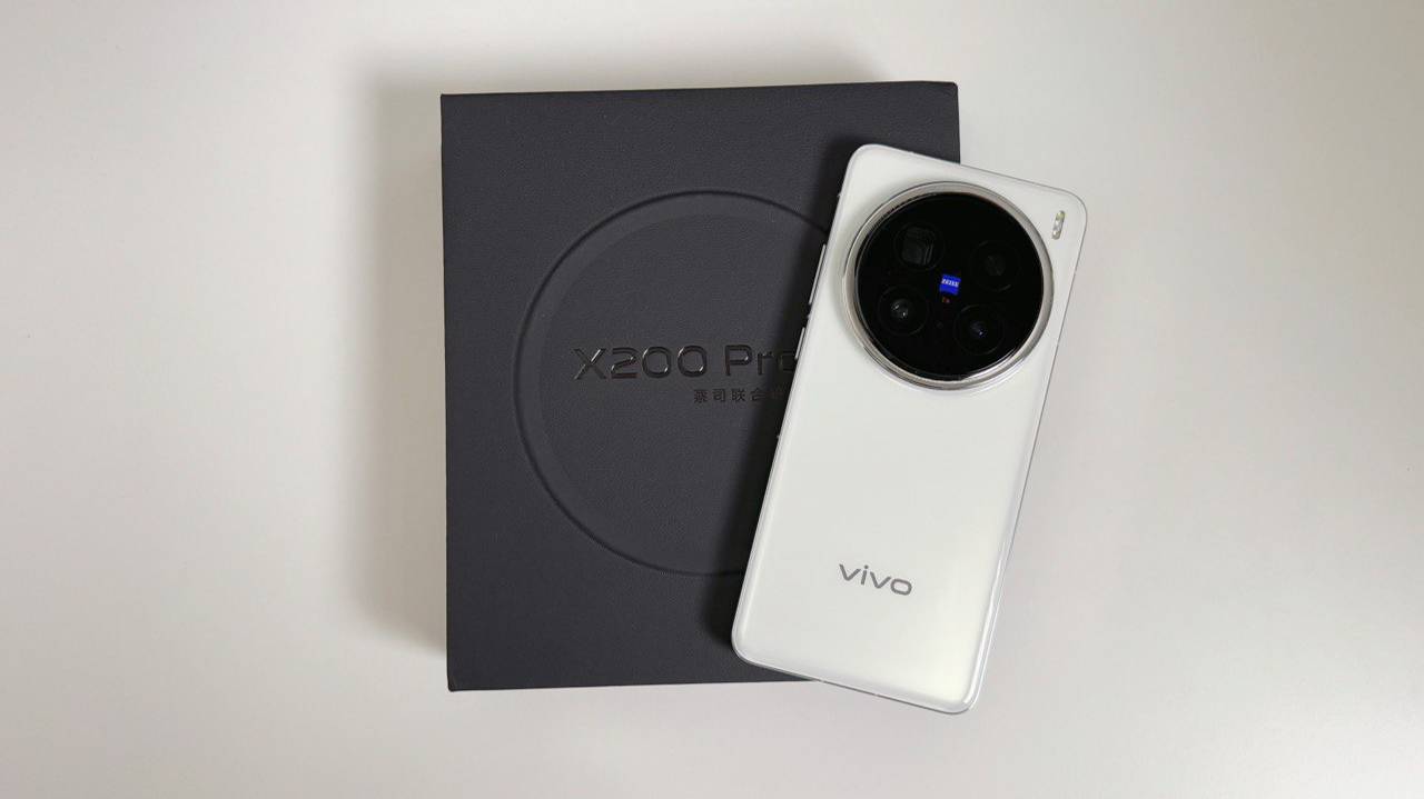 Самый мощный камерофон / VIVO X200 PRO